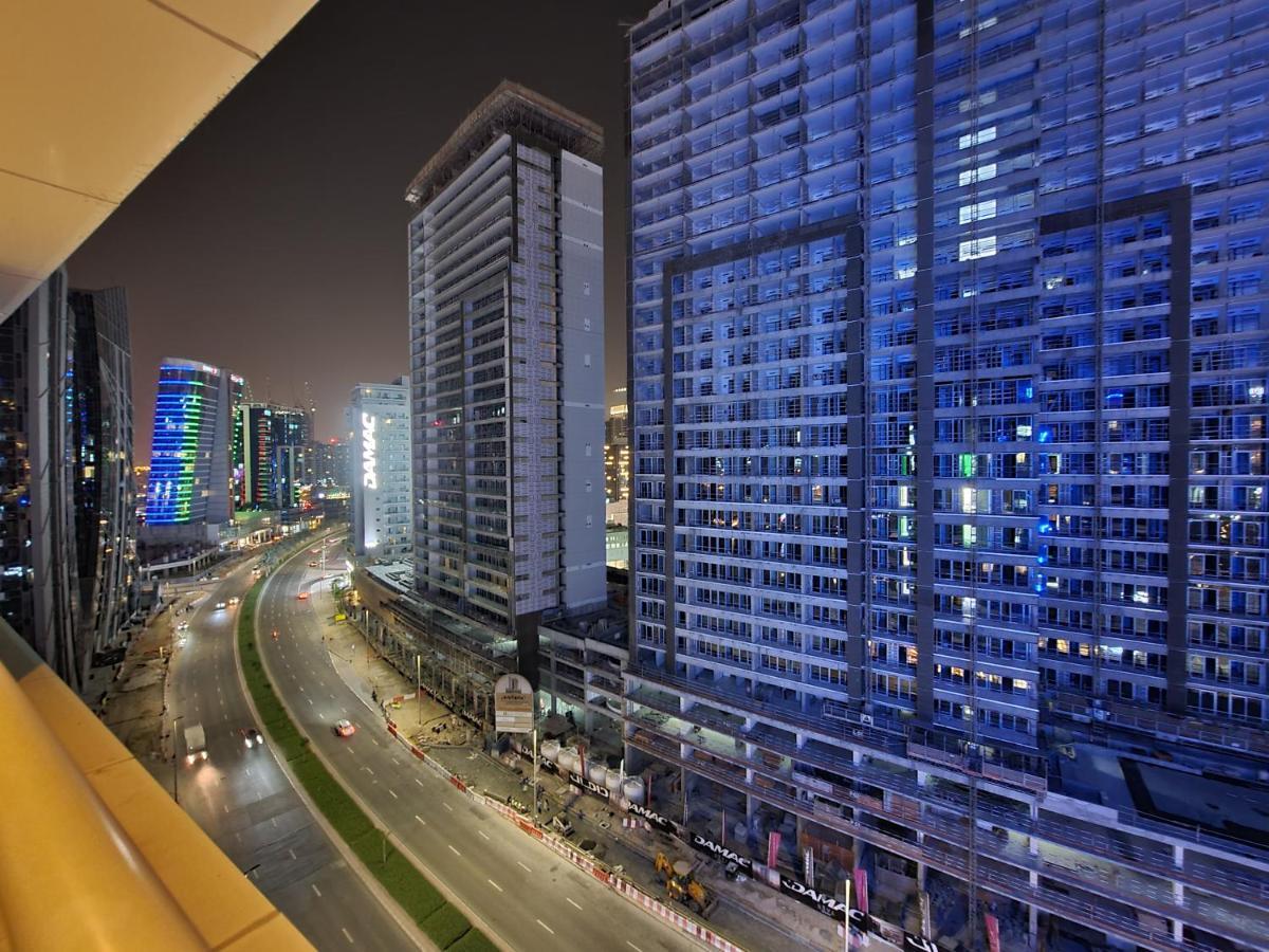 Oskena Vacation Homes - Waterfront Downtown Dubai Exterior photo